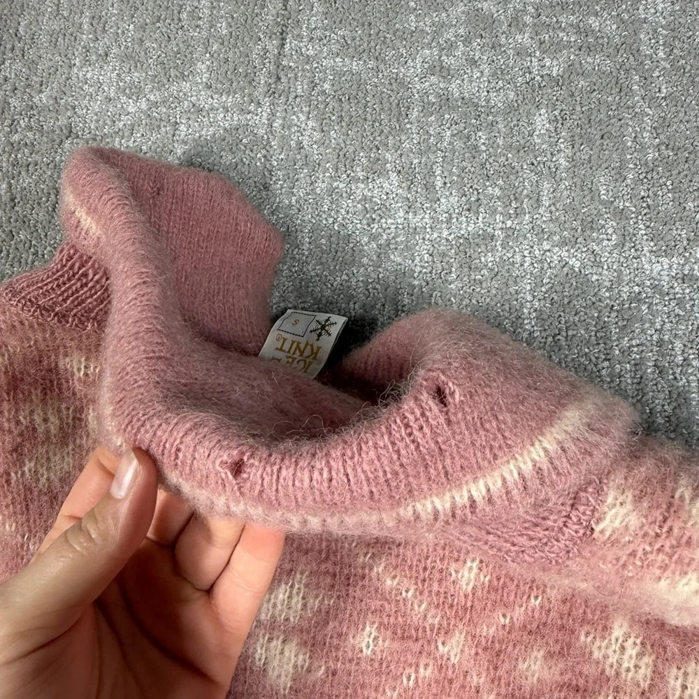 Vintage Ice Knit Made in Iceland Wool Snowflake Pink Sweater Size Small